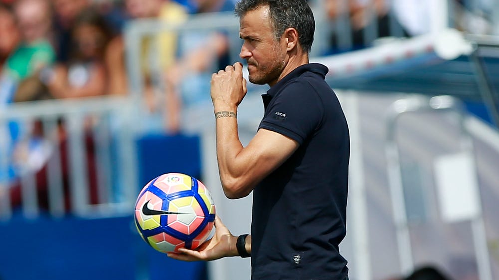 How will Luis Enrique rotate his center backs this season?
