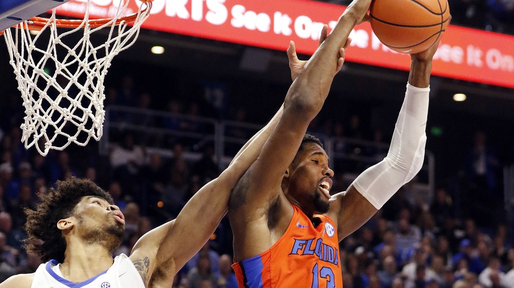 Florida rallies down the stretch, upsets Kentucky on the road