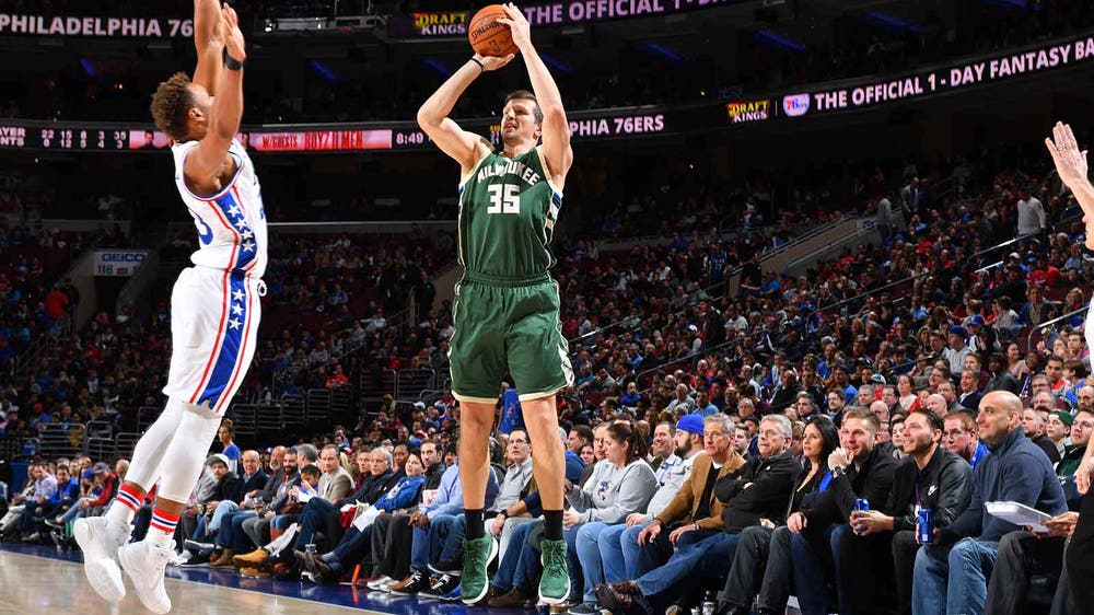 Bucks-Sixers Twi-lights: Milwaukee hot from downtown in Philly