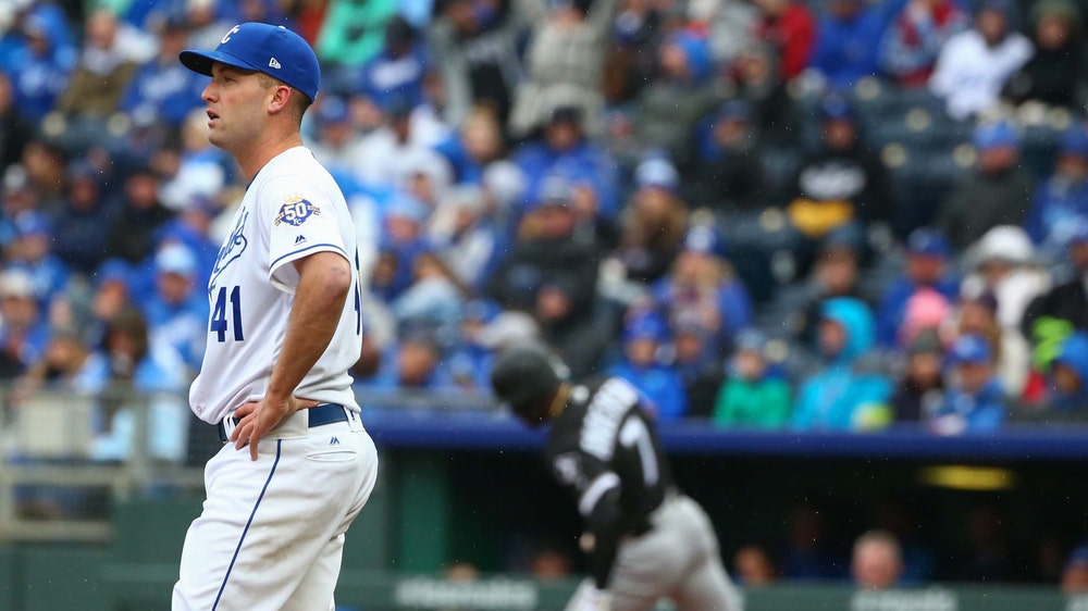 Royals fall apart quickly in 14-7 loss to White Sox on Opening Day