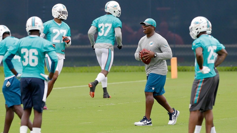 New DC Vance Joseph has plenty to like from revamped Dolphins defense