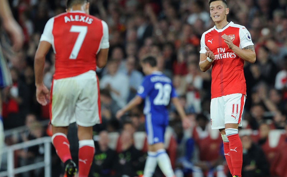 Arsenal Alexis Sanchez And Mesut Ozil Headline Near Perfect Performance Fox Sports
