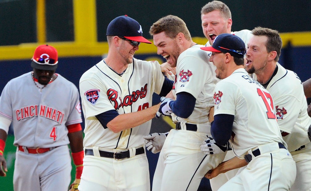 Braves sweep Reds behind Freddie Freeman's walk-off single | FOX Sports