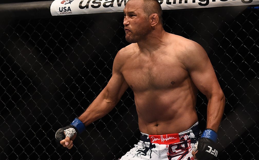 Dan Henderson comes from behind, KO's Hector Lombard & considers