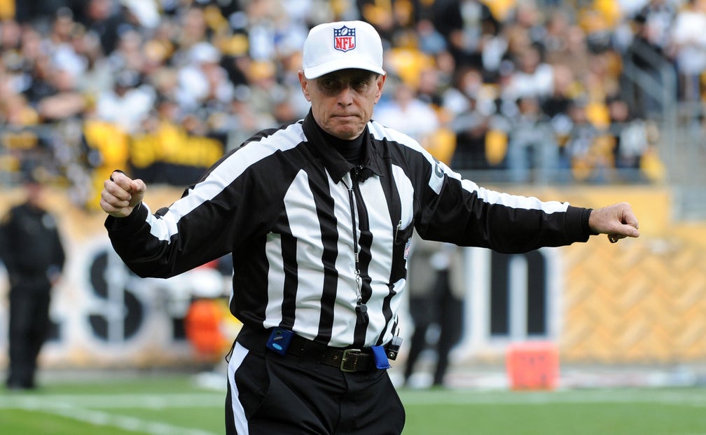 NFL referee caught in embarrassing hot mic moment FOX Sports