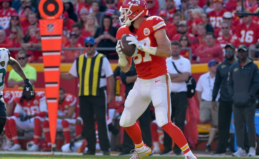 Travis Kelce Ejected For Throwing Towel At Ref (Video ...