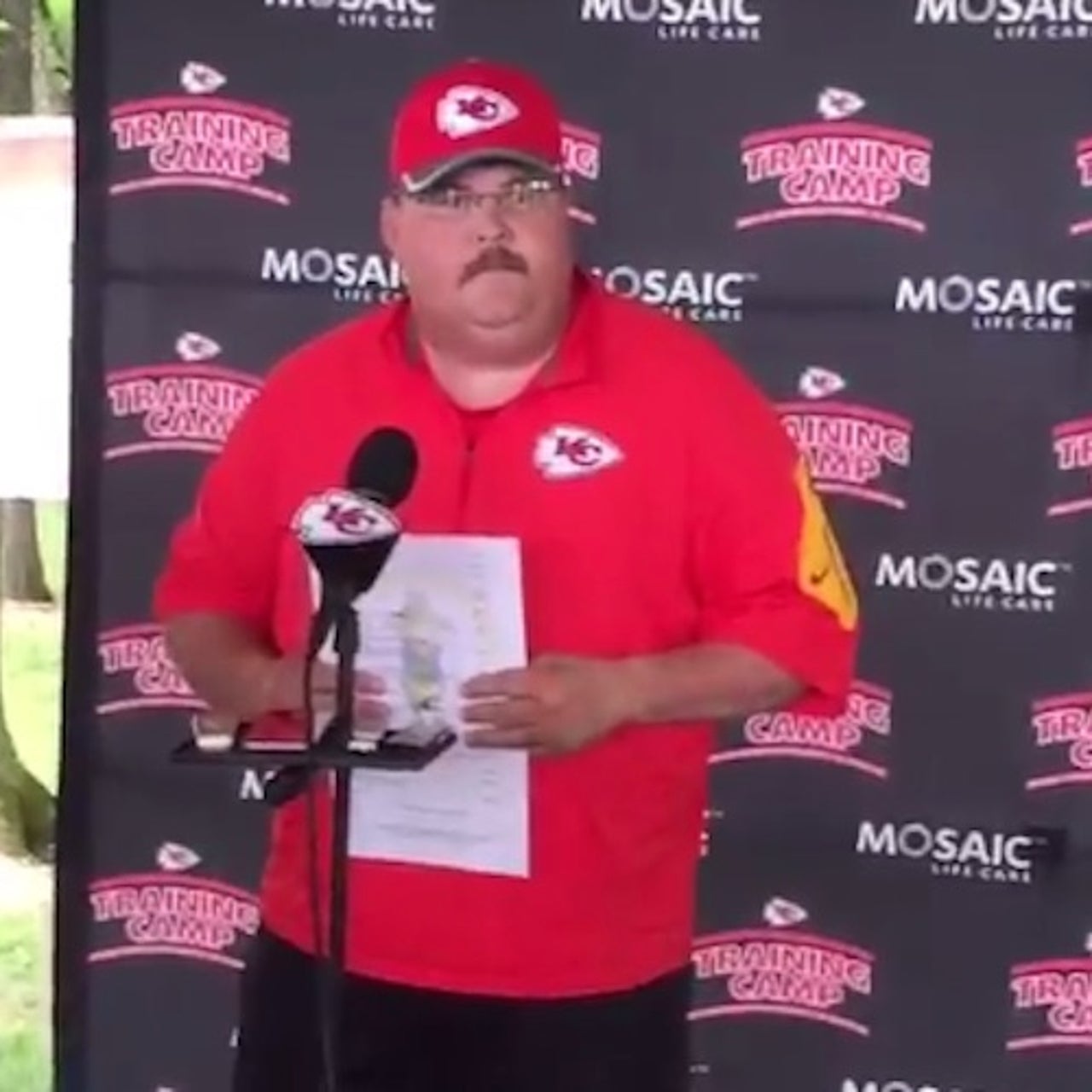 Fake Andy Reid Delivers Chiefs Camp Report As Real Andy Reid Stands By Fox Sports Fake Andy Reid Delivers Chiefs Camp Report As Real Andy Reid Stands By Fox Sports