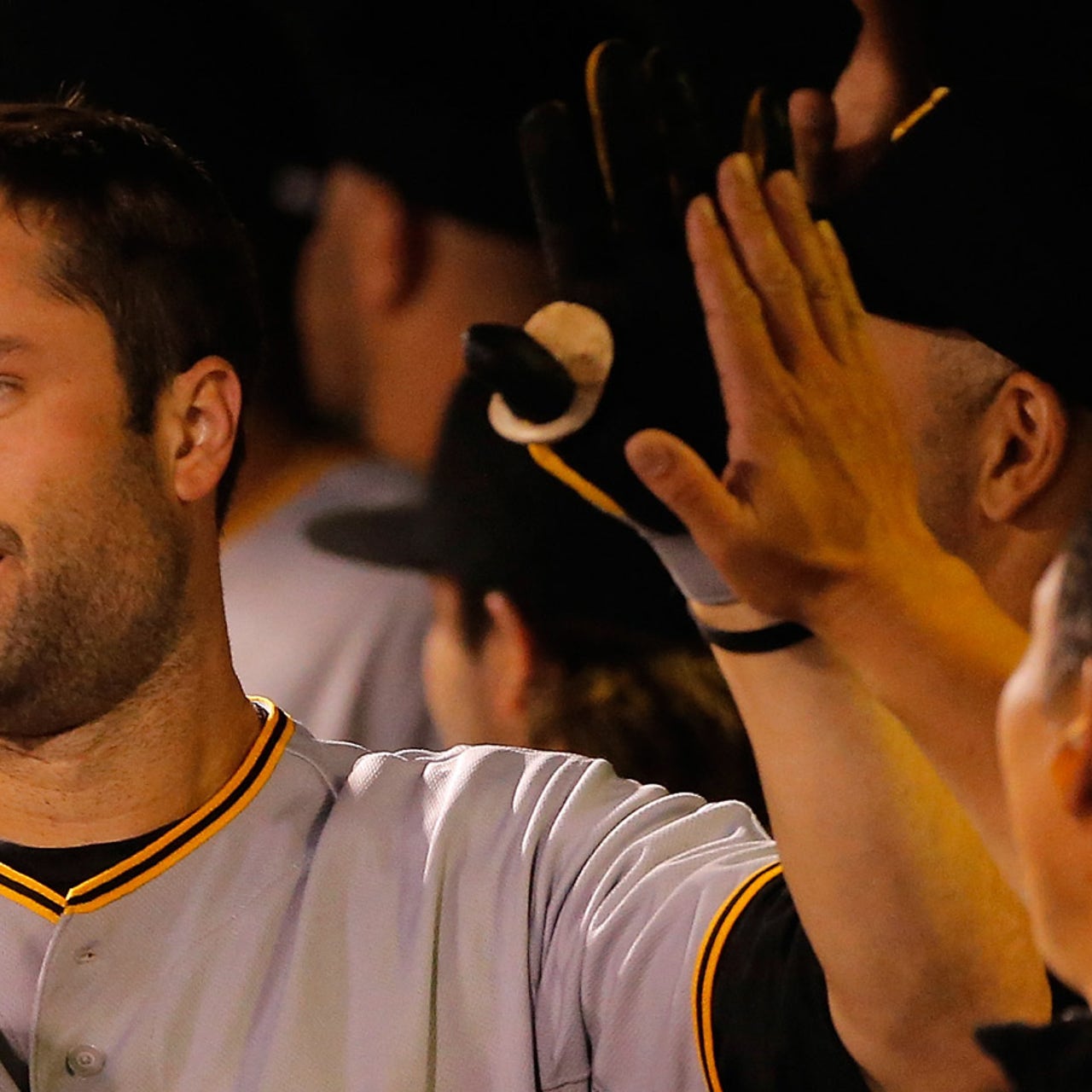 Going home: longtime 2B Neil Walker retires with no regrets