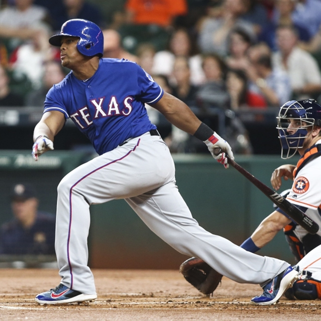 Adrian Beltre belts 30th home run of the season from one knee