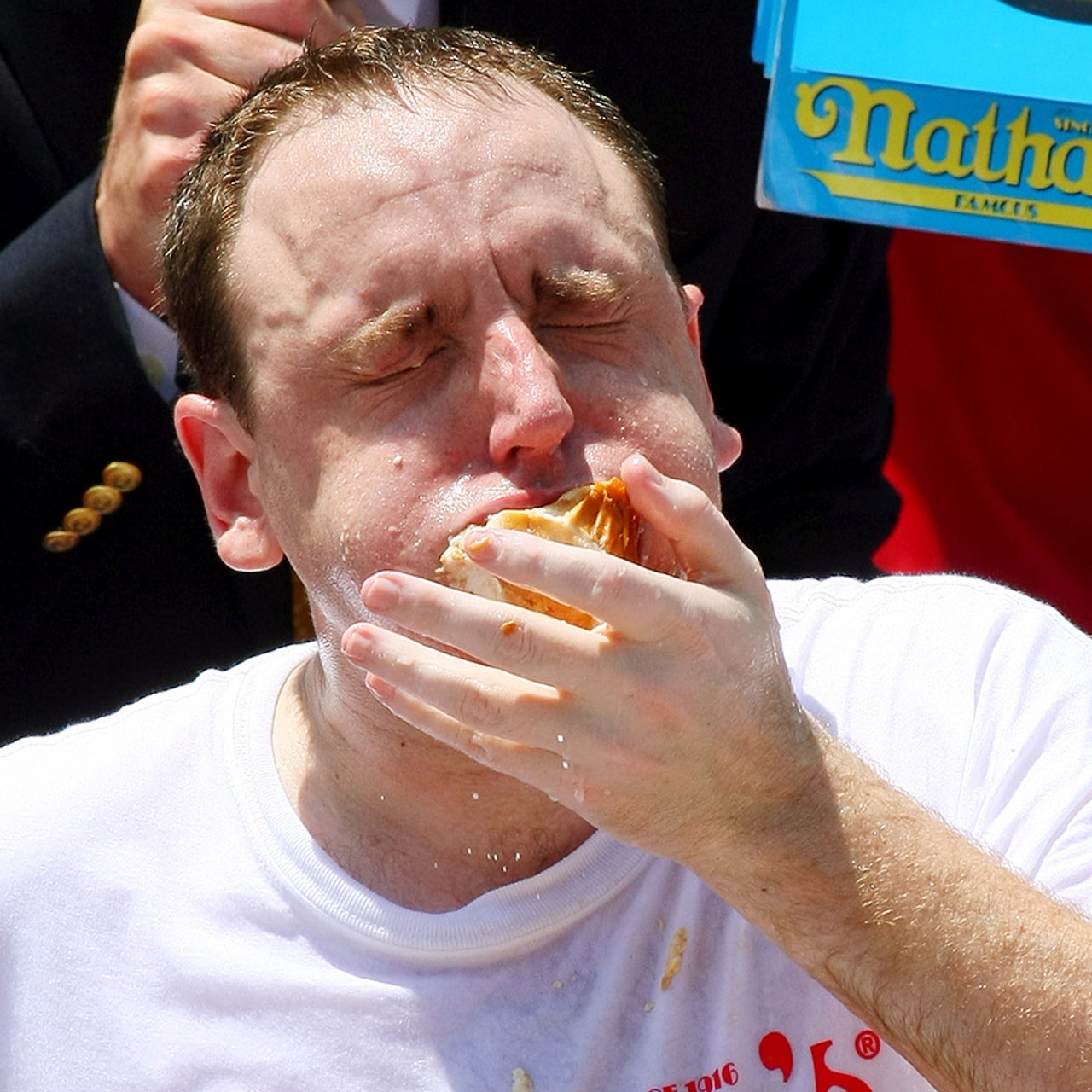 Joey Chestnut S Steak Eating Record Smashed By Mom Of Four Fox Sports