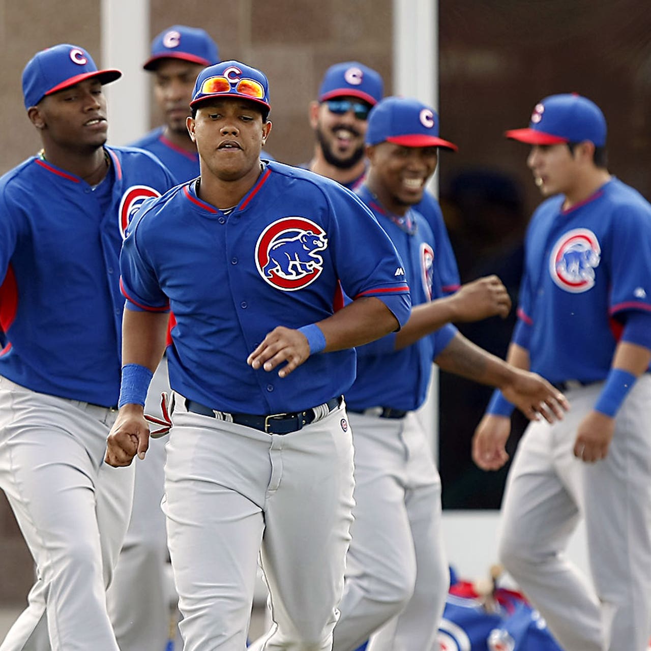Soriano, Rizzo power Cubs past Rangers