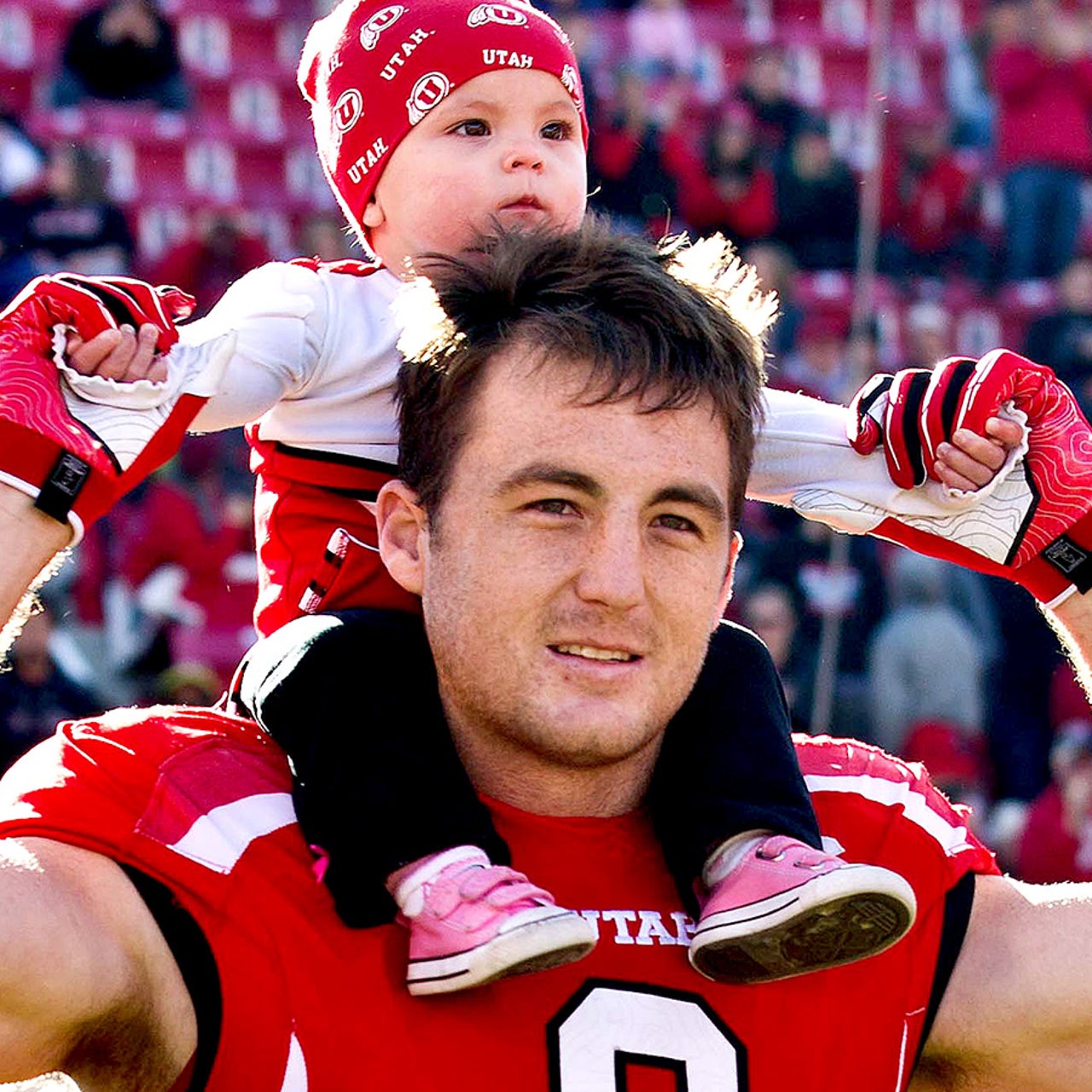 Former Utah DE Reilly fueled by daughter's battle with cancer | FOX Sports