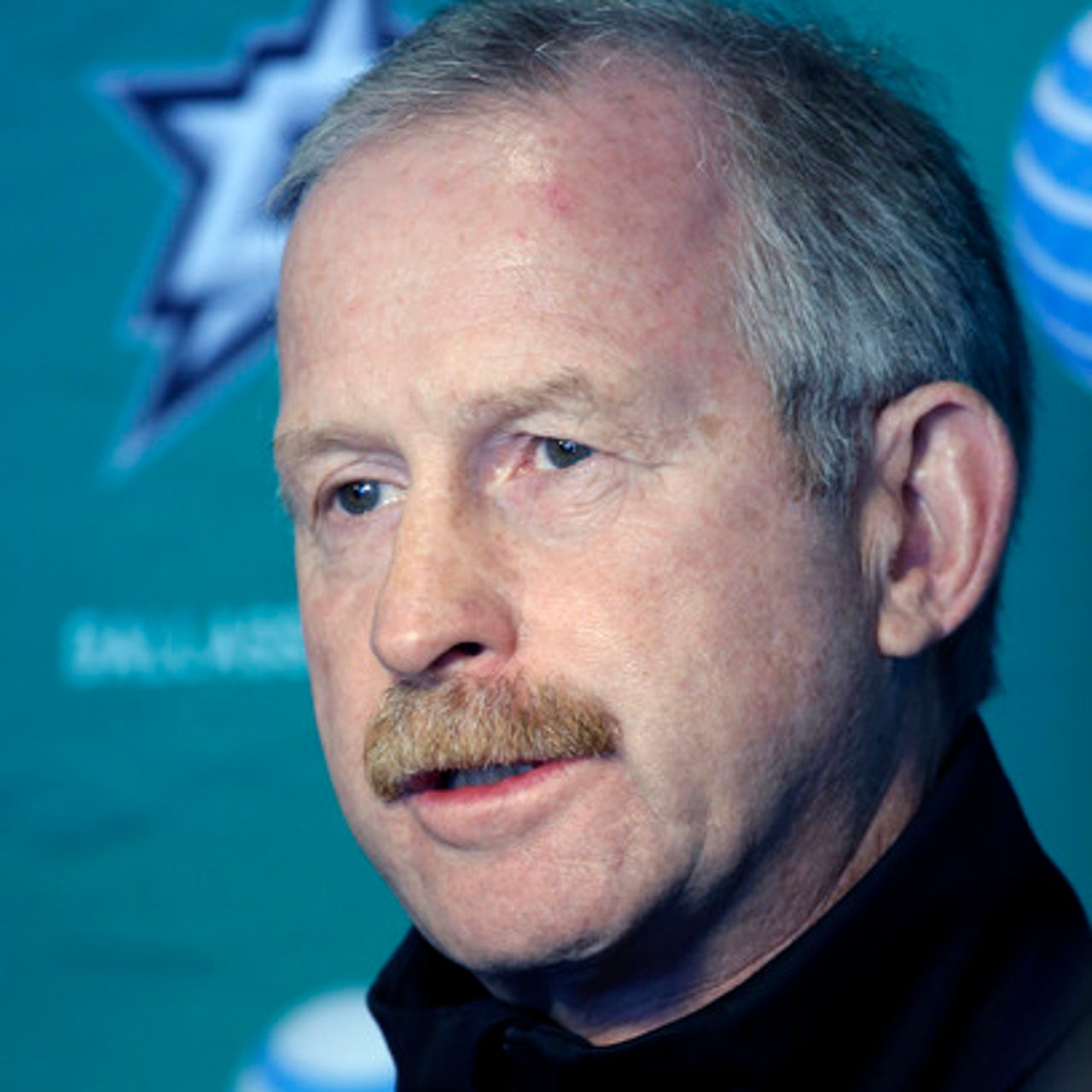 Dallas Stars sign GM Jim Nill to contract extension