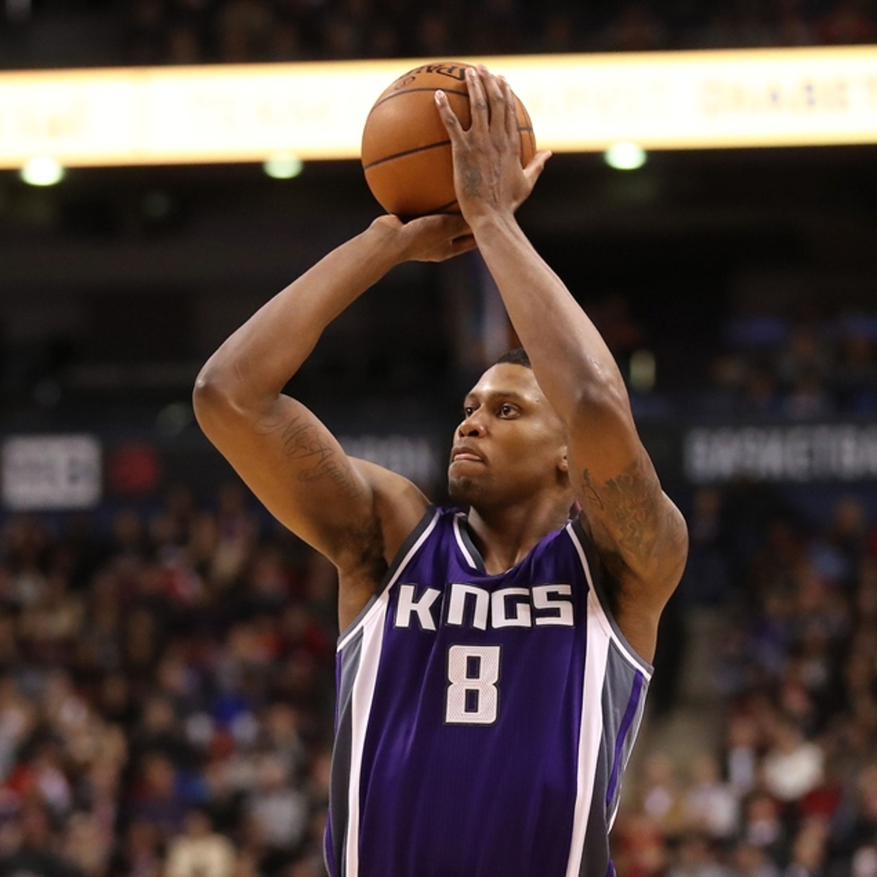 NBA: Rudy Gay leads Kings past the Lakers 