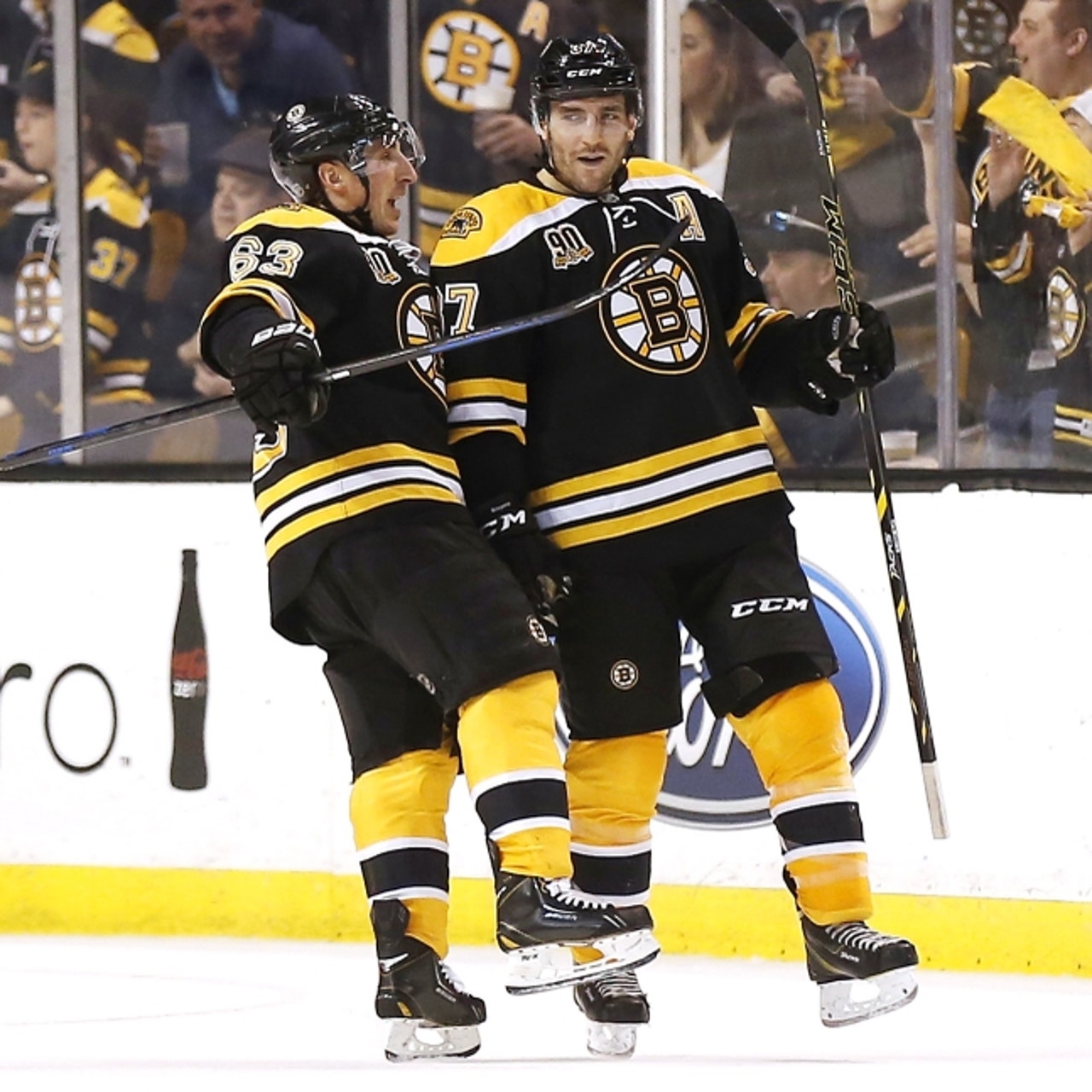 Boston Bruins: Patrice Bergeron and Brad Marchand On Line ...