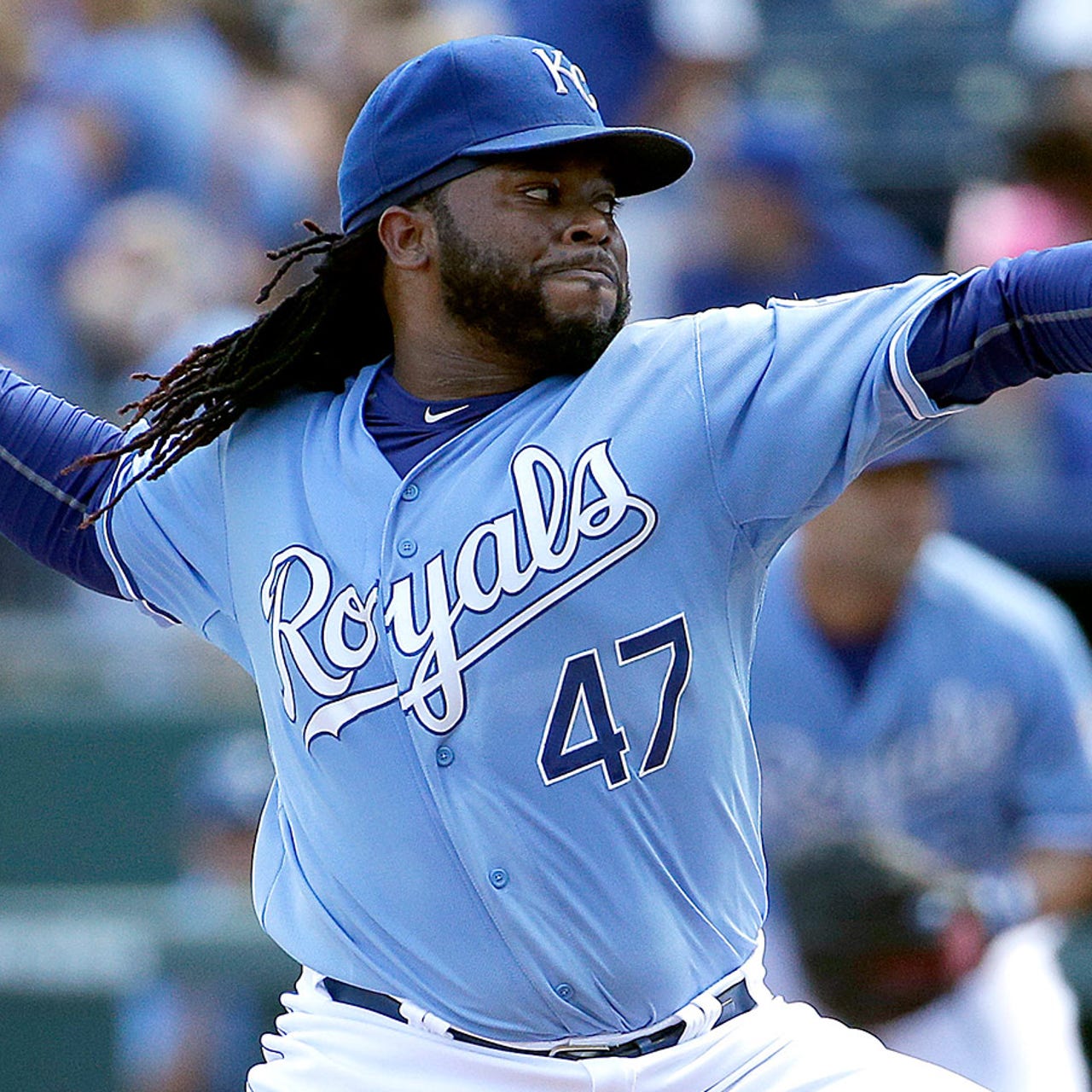 Johnny Cueto strikes out four Royals in White Sox loss