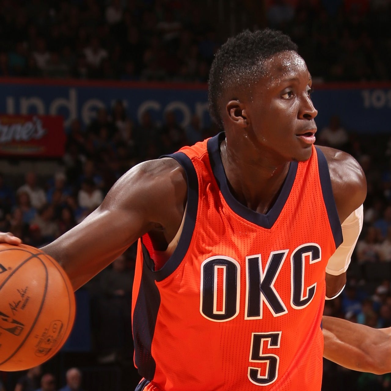 Thunder Victor Oladipo reportedly agree to lucrative four year