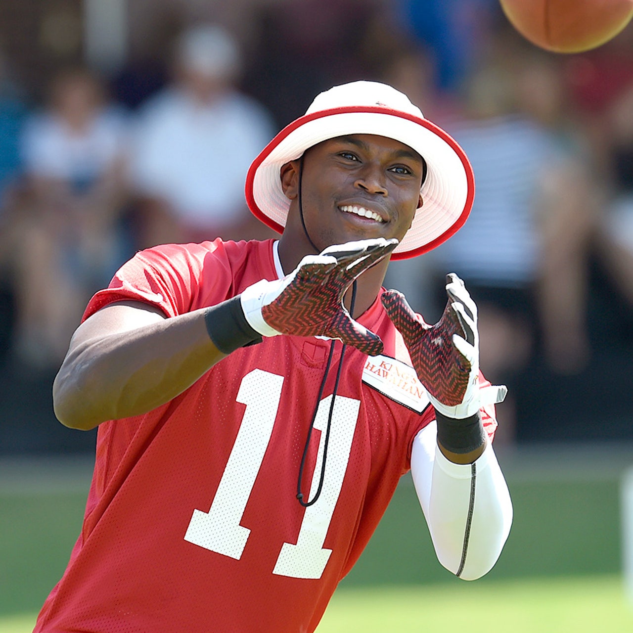 Julio jones hat top