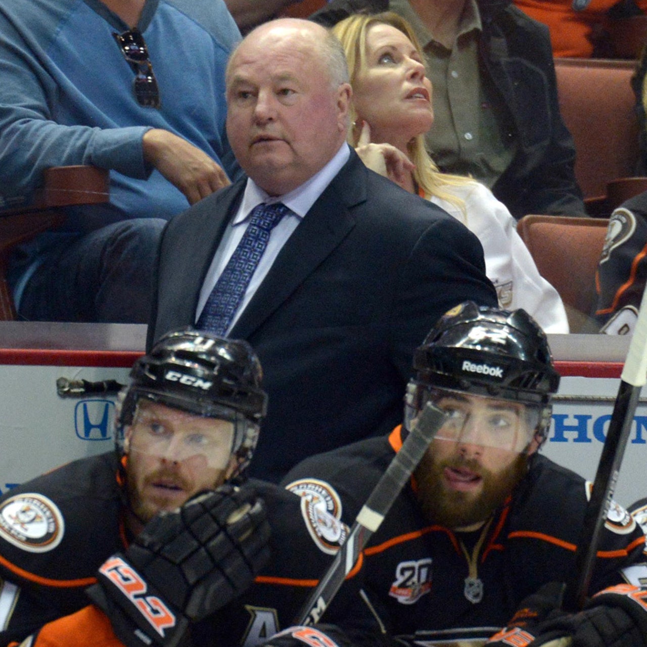 Anaheim Ducks extend coach Bruce Boudreau's contract by two years