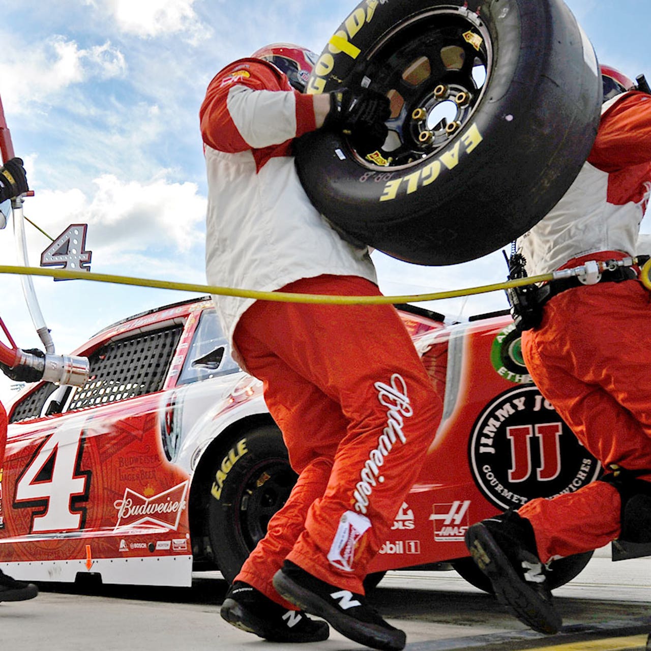 Kevin Harvick, Tony Stewart to keep pit crews from 2014 swap | FOX Sports