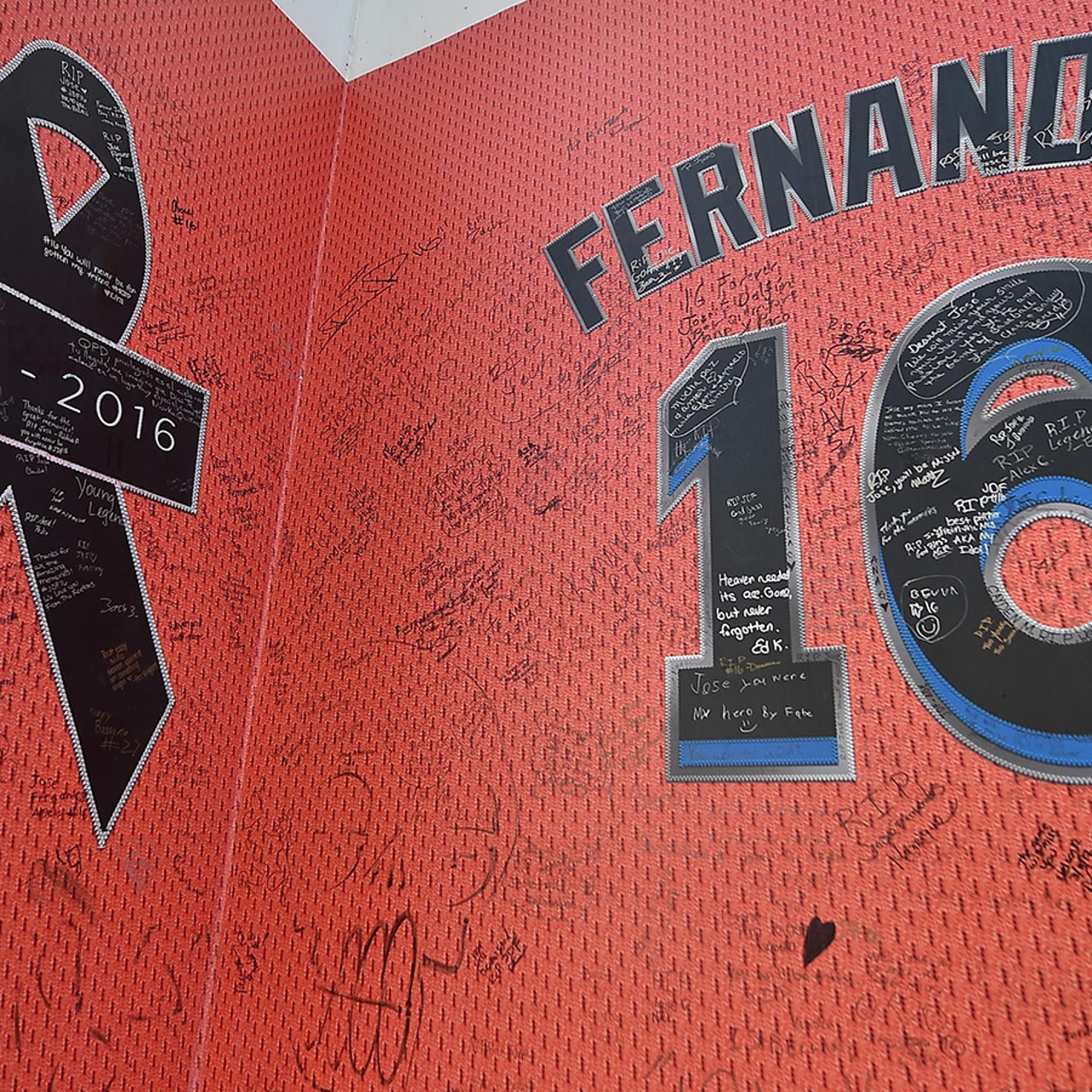 Marlins to honor Jose Fernandez, Felo Ramirez outside ballpark