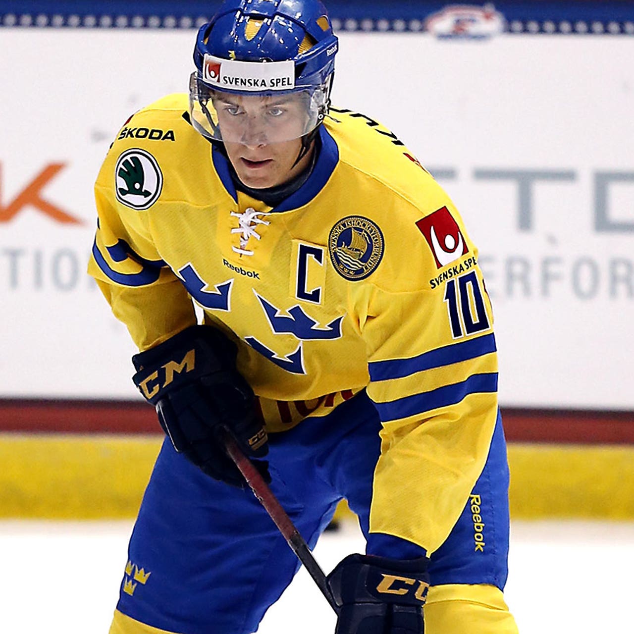 Alexander Wennberg in 2023  Nhl players, Hockey players, Hockey
