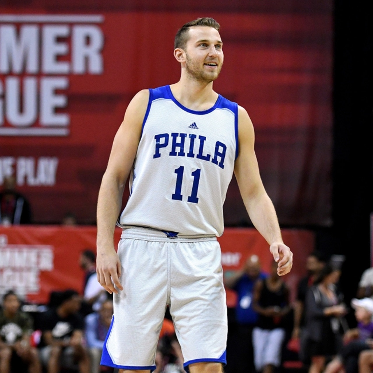 Nik stauskas outlet sixers jersey