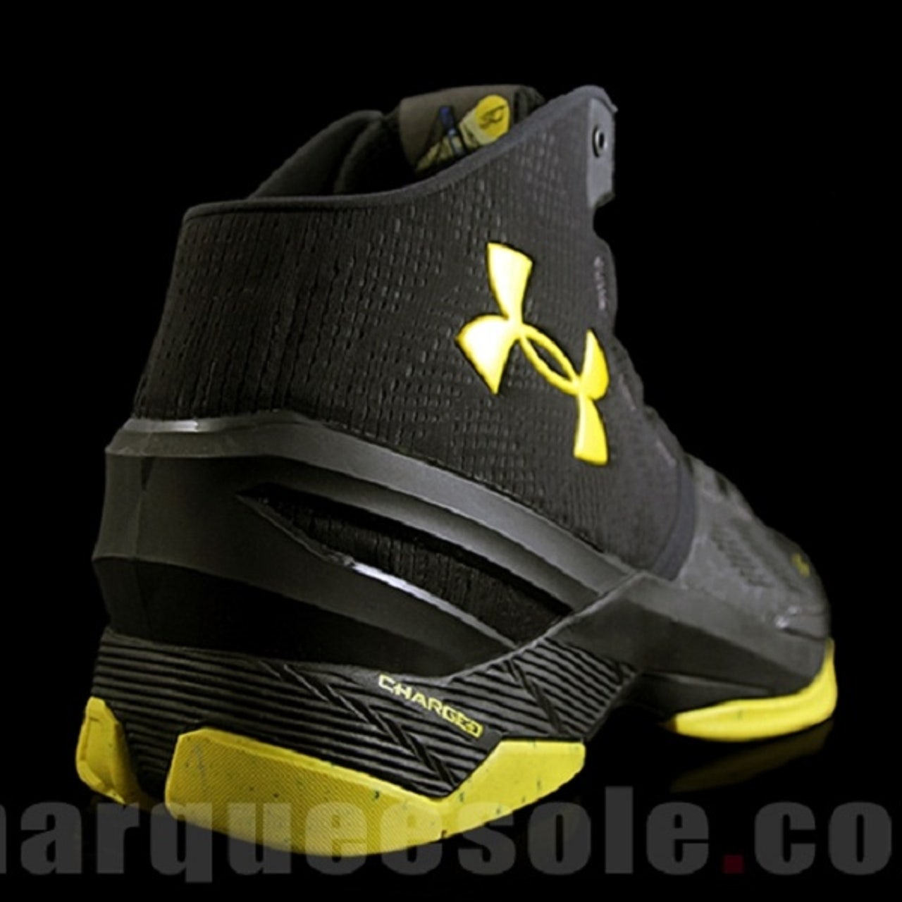 Steph Curry confirms he s Batman with his latest signature shoe FOX Sports