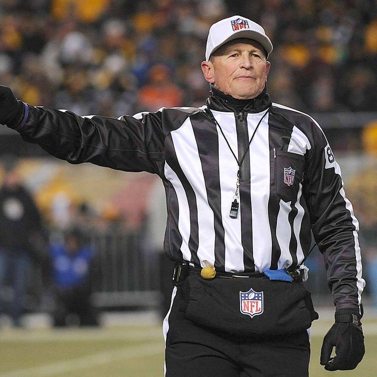 Football referee hot sale cold weather gear