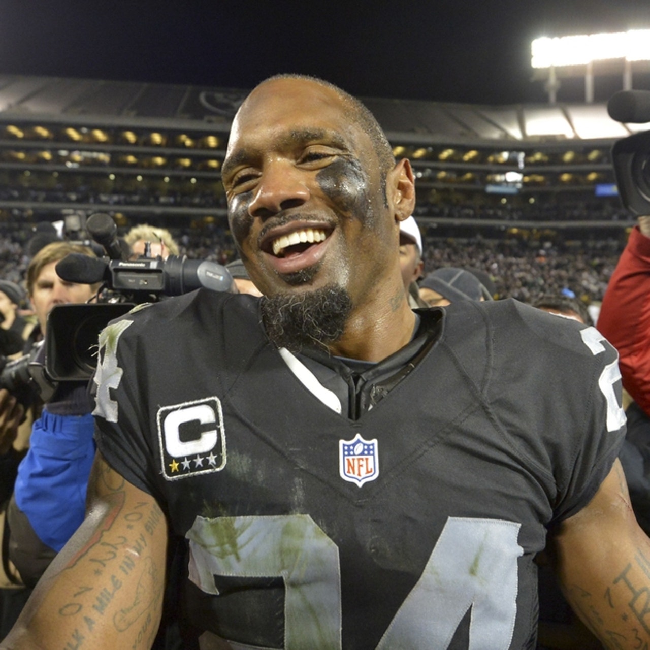 Twitter roasts Charles Woodson's for his Monday Night Football