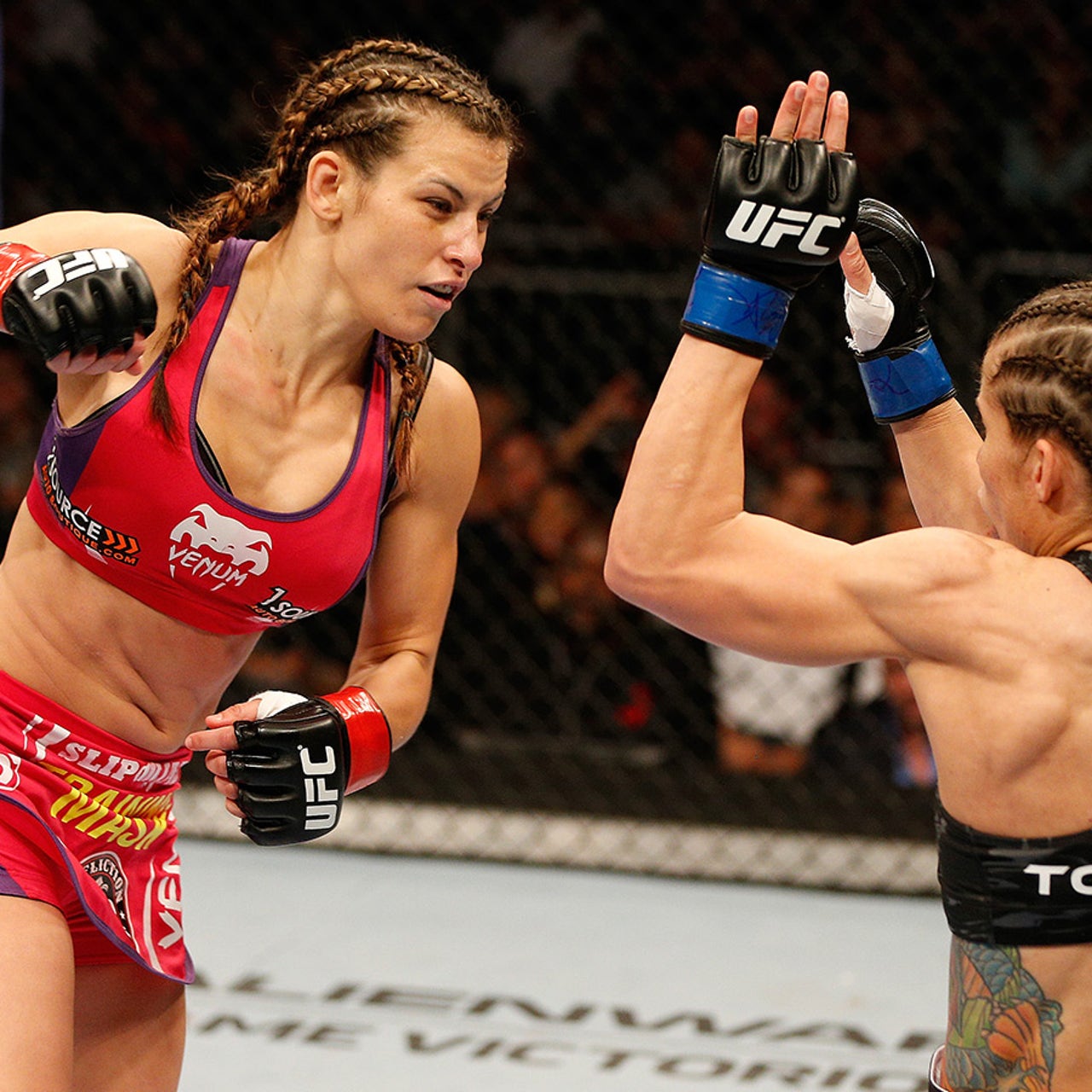 Gina Carano Vs Miesha Tate