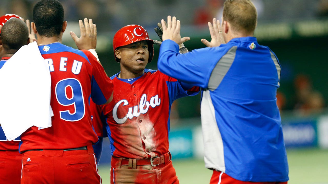 Cuban Alexei Bell stars in first MLB showcase