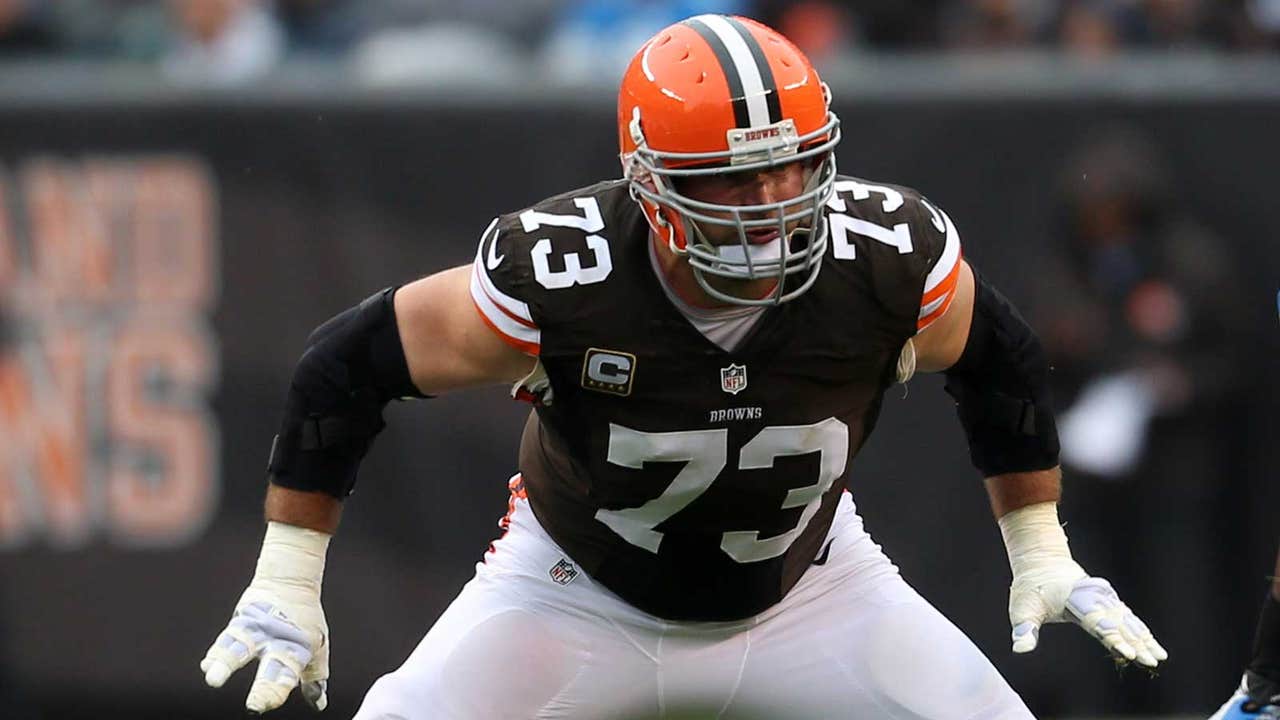 Joe Thomas among three Browns on Pro Football Focus' top 101