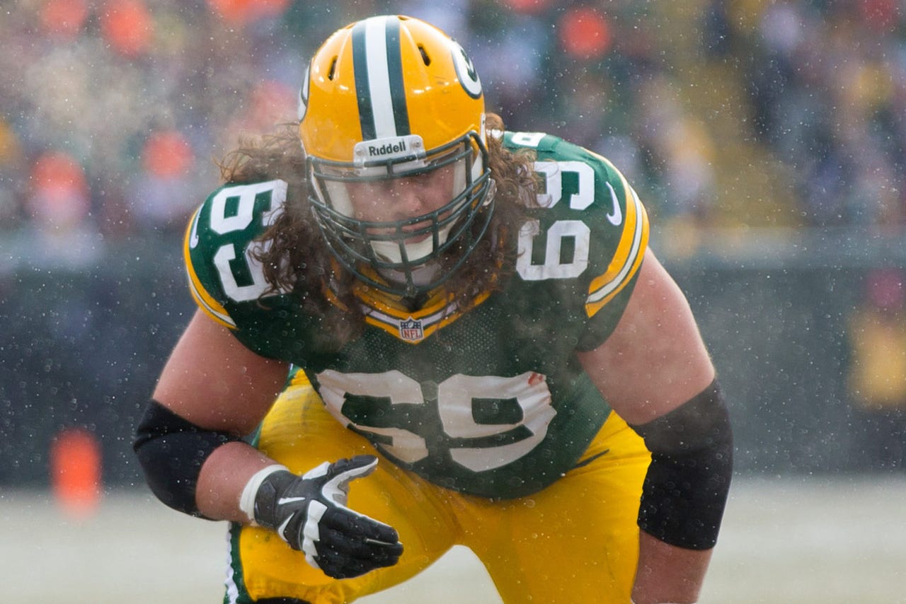 Packers David Bakhtiari Being Treated For A Knee Injury Fox Sports