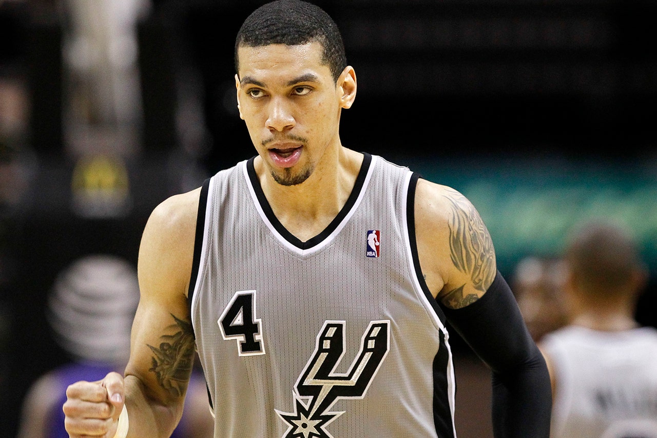 Danny Green apologizes after insensitive Holocaust memorial selfie