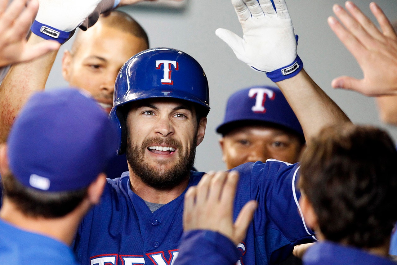 Snyder knocks first career homer, Rangers fall to Mariners FOX Sports