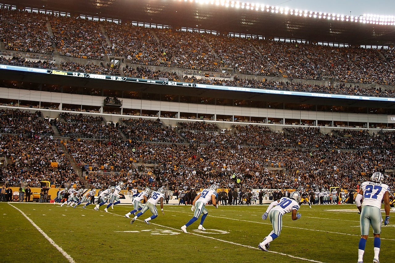 CowboysSteelers game draws largest NFL crowd in Pittsburgh history