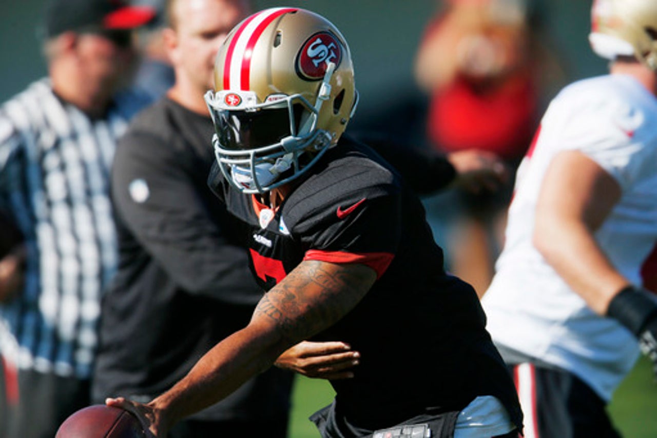 49ers QB Colin Kaepernick resumes throwing during practice FOX Sports