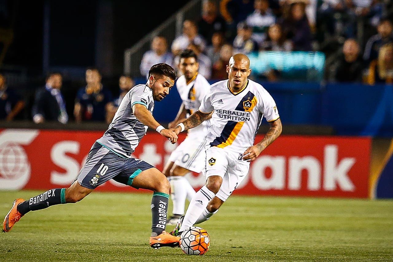 LA Galaxy vs. Santos Laguna: Quarterfinal Berth at Stake LA Galaxy vs. Santos Laguna: Quarterfinal Berth at Stake
