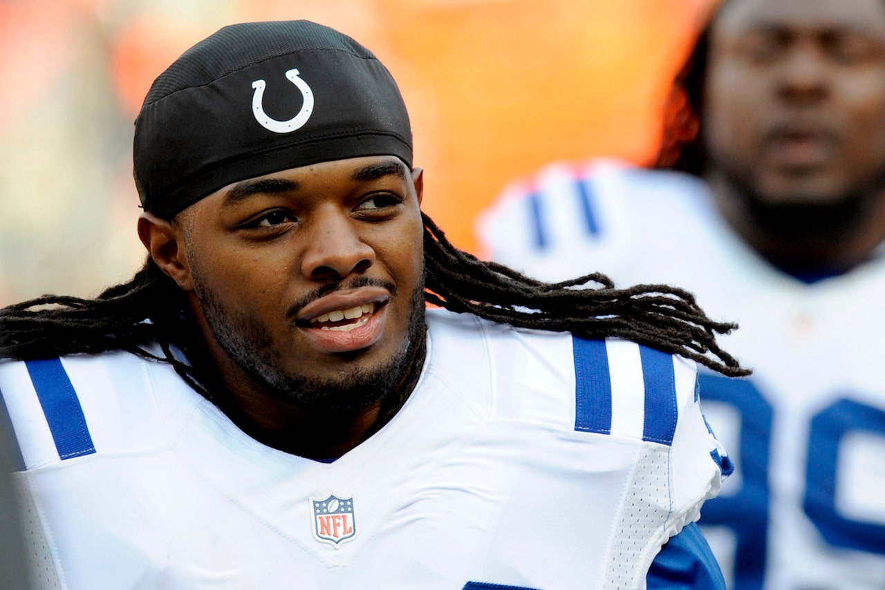 Trent Richardson reveals how family, friends secretly spent $1.6 million of his money | FOX Sports