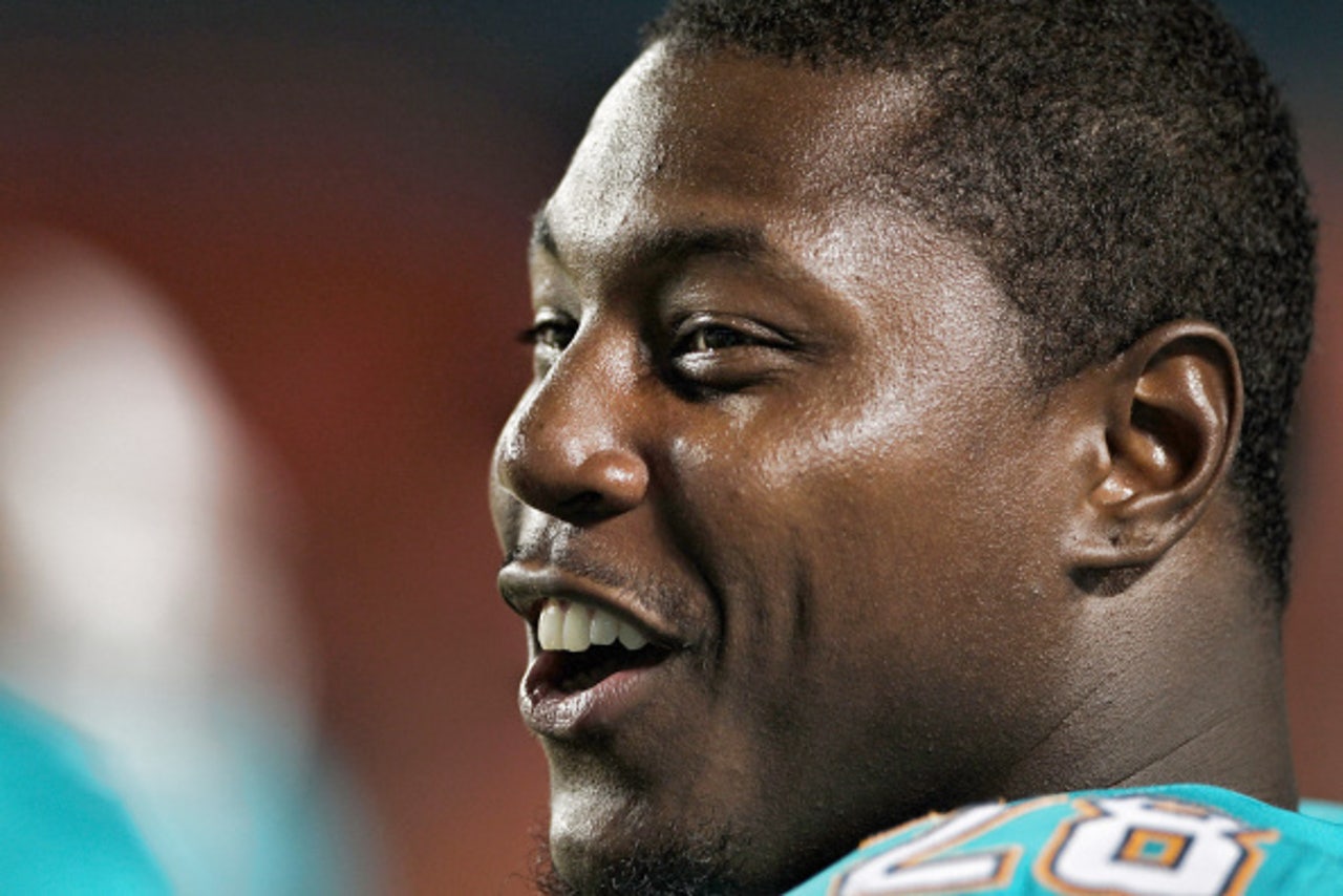 Report: Knee injury will sideline Knowshon Moreno in 2015 | FOX Sports