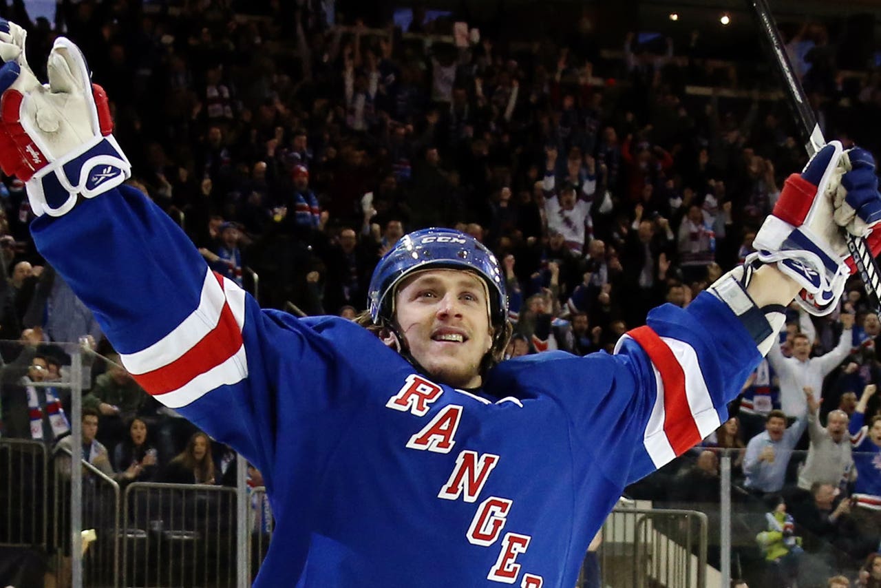 Carl Hagelin Scores In Ot To Lift Rangers To Win Over Senators Fox Sports