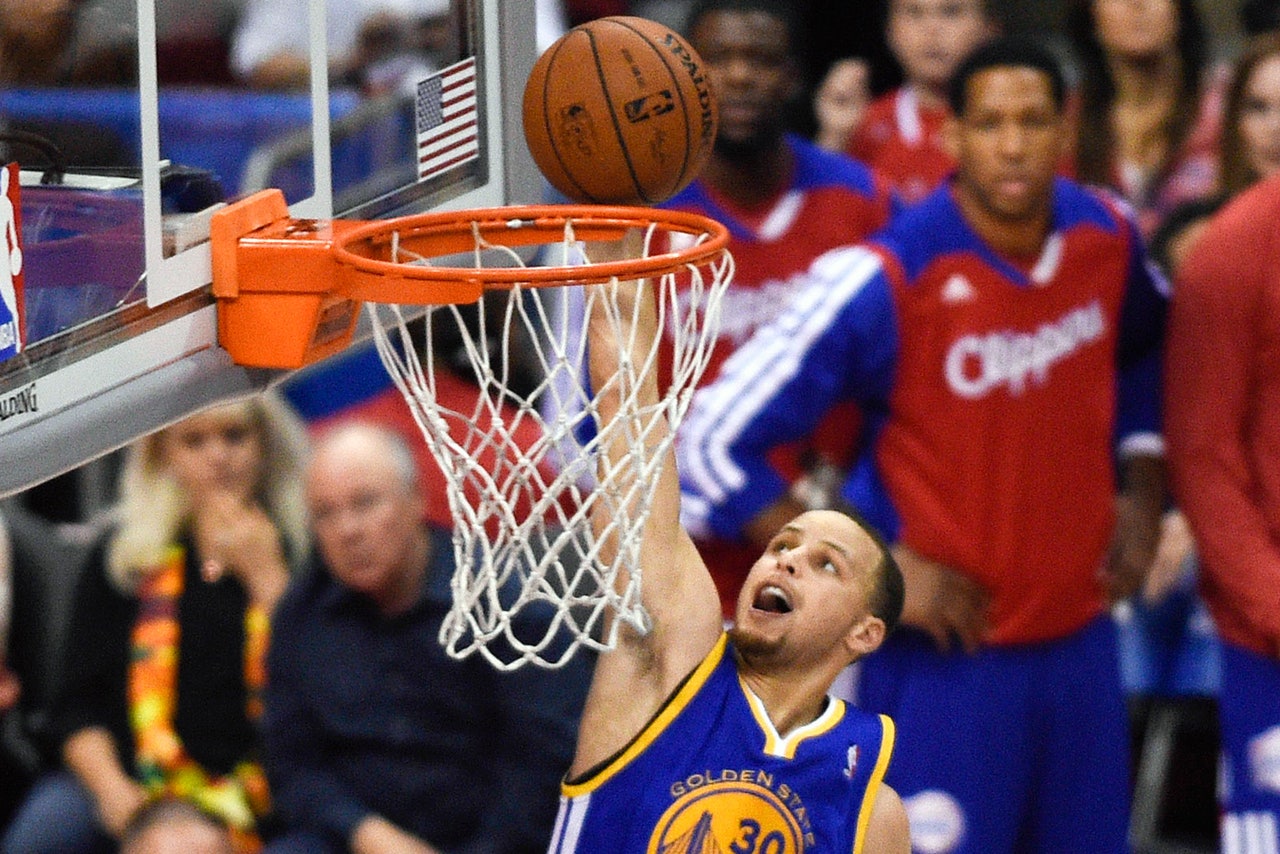 WATCH: Steph Curry throws down a 360 dunk in warmups | FOX Sports
