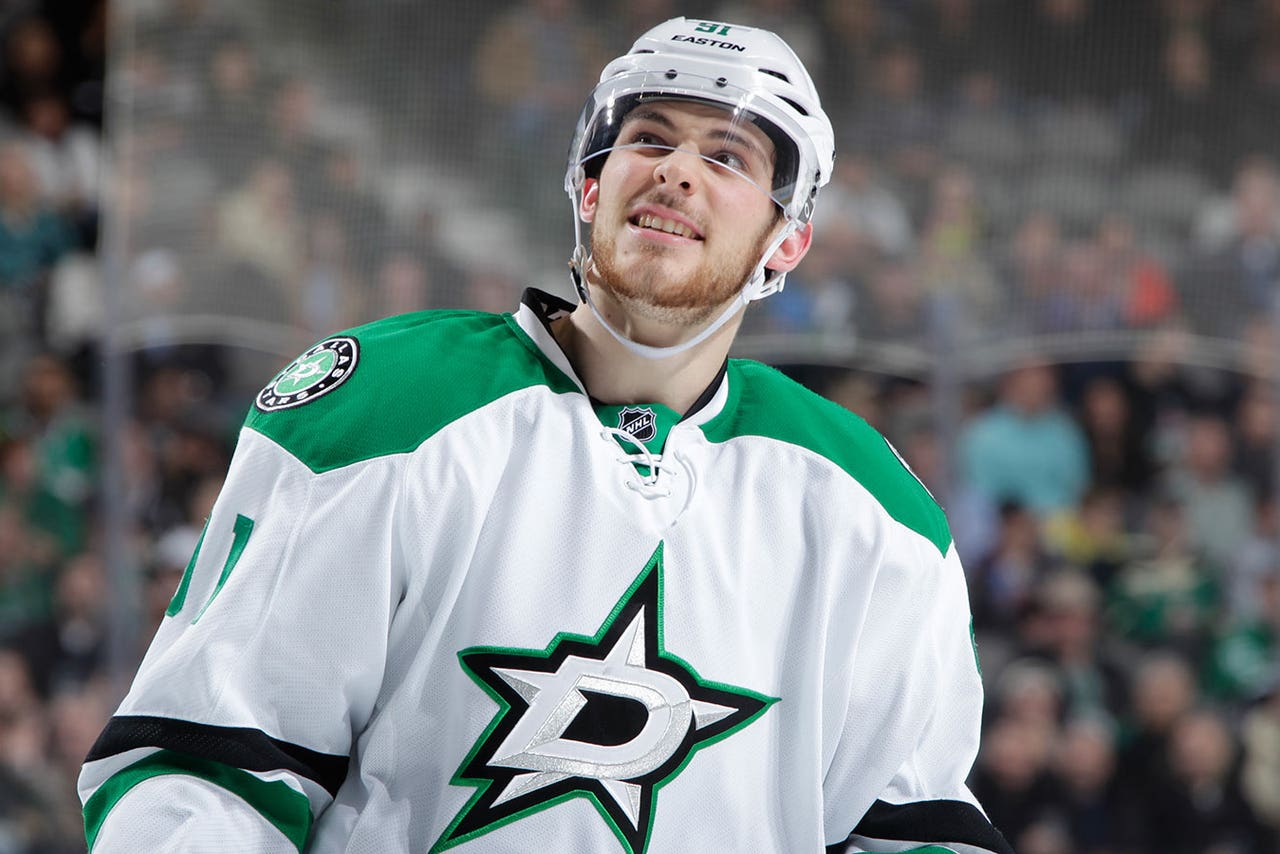 https://a57.foxsports.com/statics.foxsports.com/www.foxsports.com/content/uploads/2020/02/1280/854/e3423f66-071814-NHL-Dallas-Stars-Tyler-Seguin-HL-PI.jpg?ve=1&tl=1