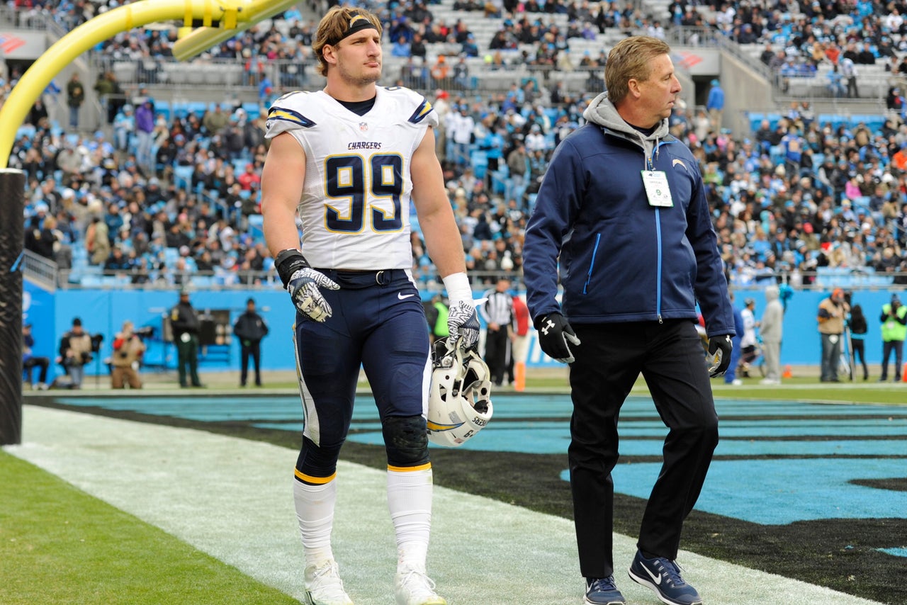 Nfl Week 14 Injury Roundup Chargers Lose Melvin Gordon And Joey Bosa Fox Sports