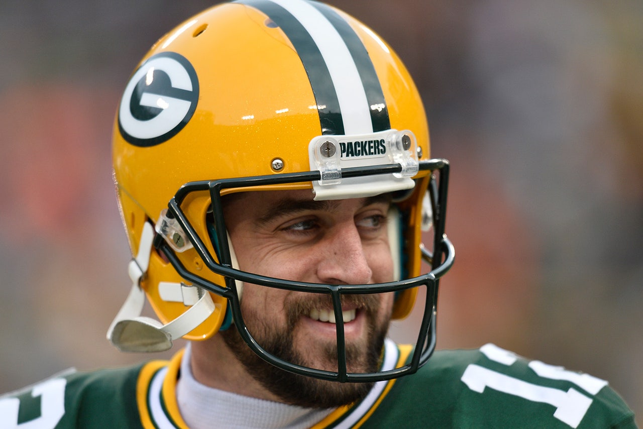 Green Bay Packers Qb Aaron Rodgers Taking A Different Approach To Offseason Fox Sports