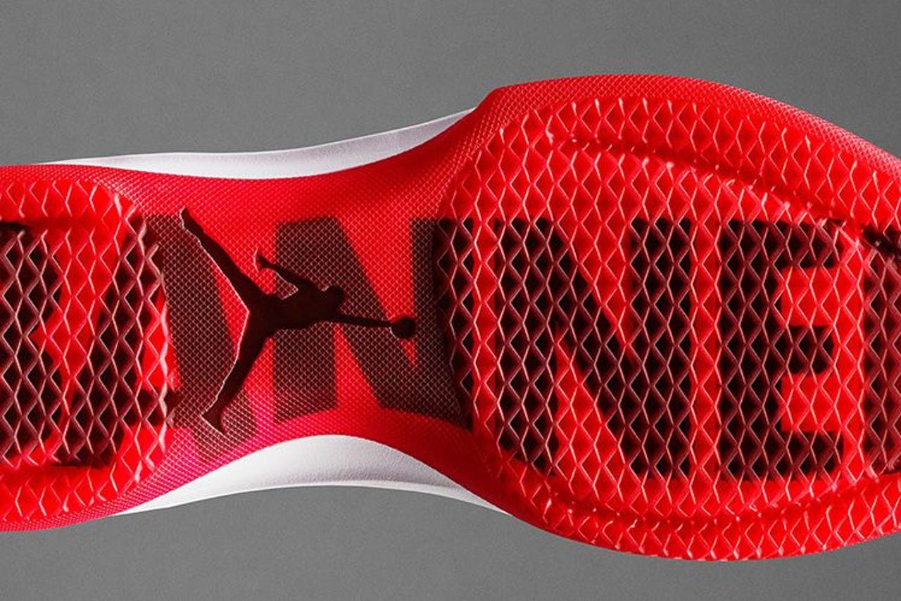 Air Jordan XXXI BANNED Red and white Air Jordan XXXI a tribute to originals  main image 3