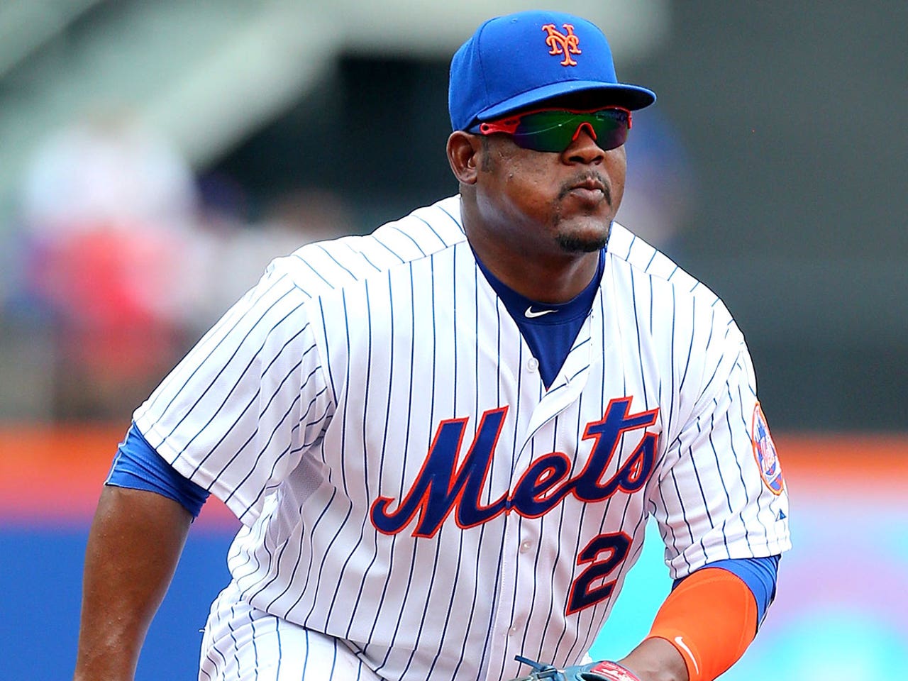 Juan Uribe Jr. signs with White Sox