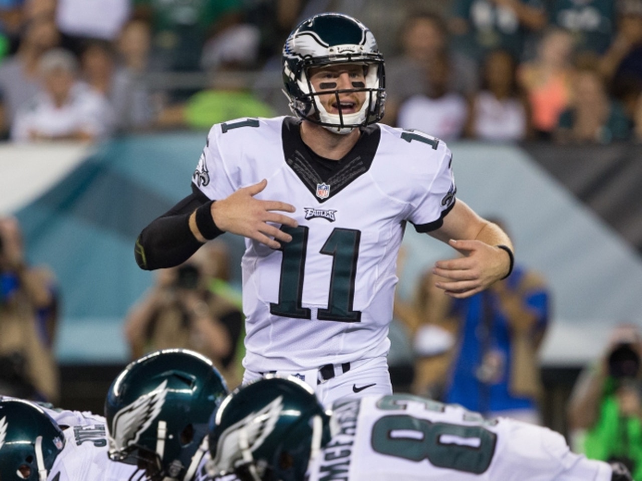 Eagles: Carson Wentz starts strong as Philadelphia holds on vs. Colts