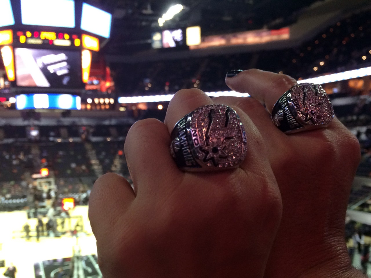 Spurs commemorative championship rings a hot item on